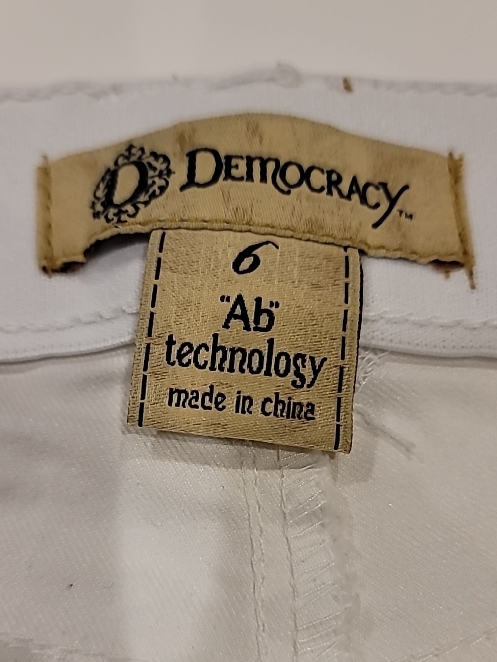 Democracy White Women’s Skinny Jeans 6 - Picture 6 of 12